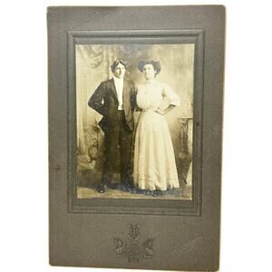 Antique Portrait Photograph Couple Framed 1900s by Howard Studios, Oklahoma